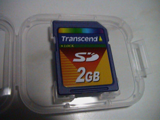 2GBのSDカード同梱